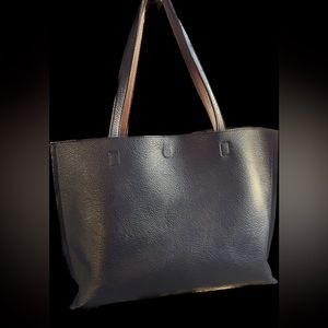 Reversible Faux Leather Tote with wristlet